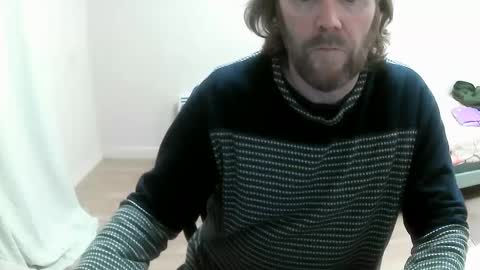 Saltimbanquier  Salt  ou  Banquier  online show from 01/06/25, 02:03