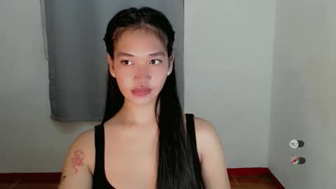 Snapshot of salva_fuckdoll chatting on 09/29/25, 03:06 Salva online show from 09/29/25, 03:06