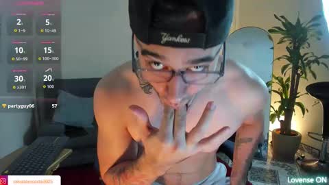 Snapshot of salvatore_costa chatting on 11/07/25, 03:50 Salvatore online show from 11/07/25, 03:50