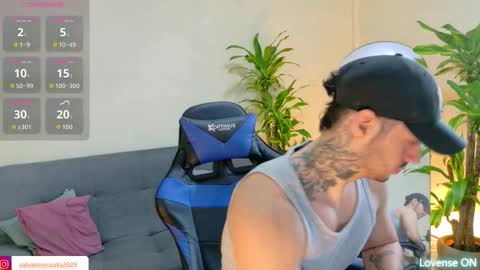 Snapshot of salvatore_costa chatting on 11/23/25, 11:59 Salvatore online show from 11/23/25, 11:59