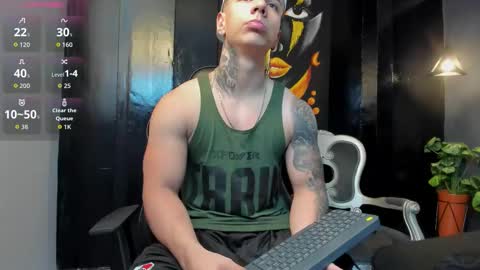 Snapshot of salvatore_damore chatting on 09/30/25, 11:26 SALVATORE online show from 09/30/25, 11:26