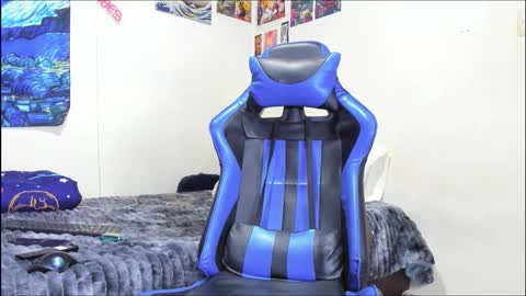 Snapshot of salvatore_dereck chatting on 10/09/25, 12:52   online show from 10/09/25, 12:52