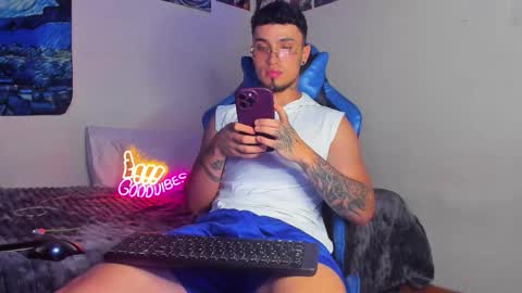   online show from 11/29/25, 01:19