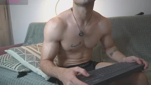Snapshot of salvatoredamon7 chatting on 02/22/26, 11:03 Esteban online show from 02/22/26, 11:03