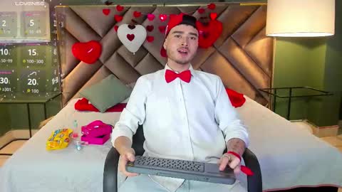 Snapshot of salvattore_muller chatting on 02/15/26, 09:11 Salvatore online show from 02/15/26, 09:11