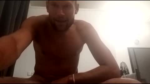 Snapshot of salwa13205500 chatting on 09/21/25, 03:52 salwa13205500 online show from 09/21/25, 03:52