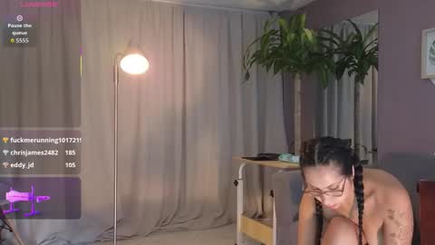 Snapshot of saly_moon1 chatting on 01/17/26, 03:11 saly_moon1 online show from 01/17/26, 03:11