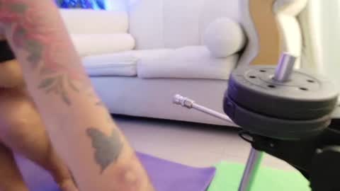 saly_moon1 online show from 07/23/26, 12:57