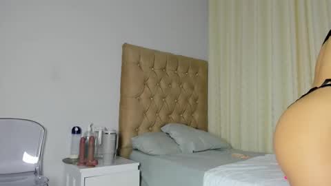 Snapshot of salytexas chatting on 10/27/25, 10:03 Maddyluxe online show from 10/27/25, 10:03