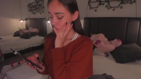 Stefana    or    Samchispas online show from 12/05/24, 11:51