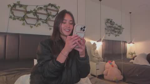 Stefana    or    Samchispas online show from 12/12/24, 01:43