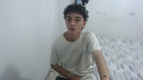 sam__cute online show from 06/19/26, 03:00