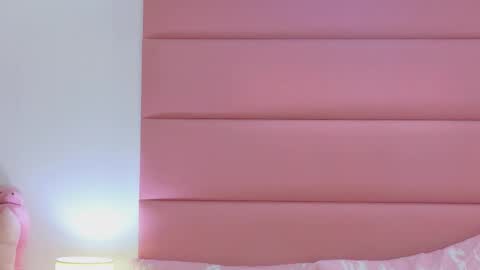 Snapshot of sam_and_lisa_ chatting on 11/12/25, 12:55 sam_and_lisa_ online show from 11/12/25, 12:55