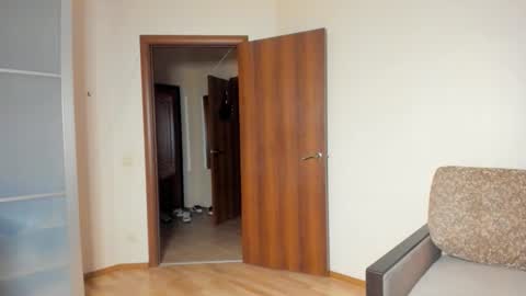 BACK IN 2 WEEKS online show from 10/13/25, 10:54