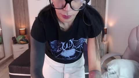 SAM MANSON online show from 12/28/24, 07:11