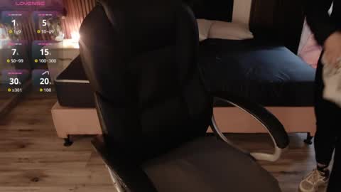 SAM MANSON online show from 07/15/26, 12:10