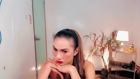 Snapshot of sam_mitinair chatting on 12/04/24, 06:06 sam online show from 12/04/24, 06:06