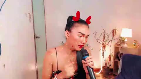 Snapshot of sam_mitinair chatting on 12/09/24, 11:24 sam online show from 12/09/24, 11:24