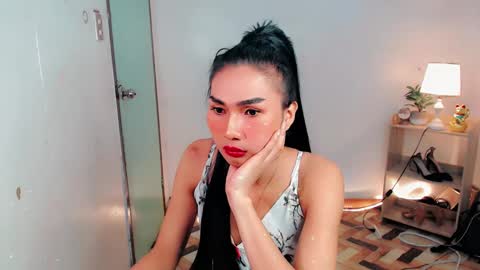 Snapshot of sam_mitinair chatting on 12/13/24, 03:32 sam online show from 12/13/24, 03:32