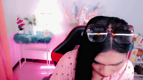 Snapshot of sam_mitinair chatting on 02/18/25, 07:30 sam online show from 02/18/25, 07:30