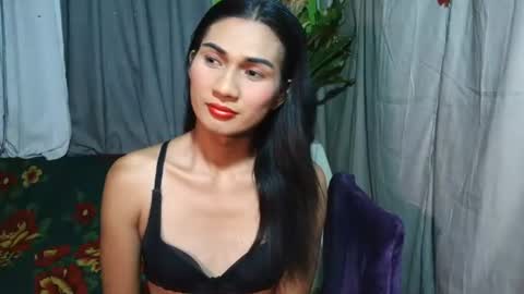 Snapshot of sam_mitinair chatting on 06/16/26, 03:25 sam online show from 06/16/26, 03:25