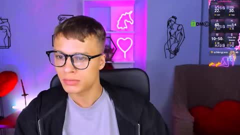 Sam online show from 09/23/25, 07:17