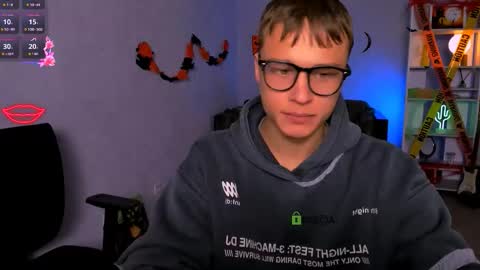 Sam online show from 10/21/25, 07:36