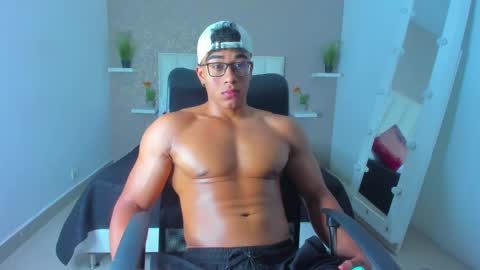 sam_rouge online show from 03/01/25, 11:37