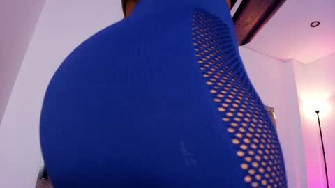 samaay_ online show from 06/19/26, 02:49