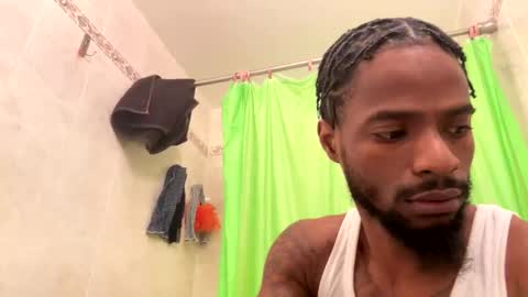 Snapshot of samalama821 chatting on 01/18/25, 12:36 online show from 01/18/25, 12:36