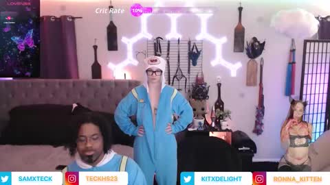 Snapshot of samandbrat chatting on 12/01/25, 01:54 Join us - and online show from 12/01/25, 01:54