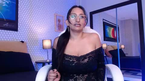 samanta6_ online show from 09/10/25, 11:43