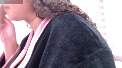 samantarosee online show from 10/20/25, 10:38