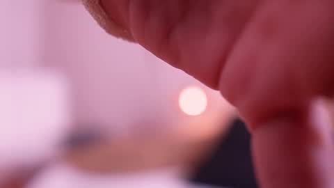 Snapshot of samantavazquez chatting on 11/26/25, 12:06 samantavazquez online show from 11/26/25, 12:06