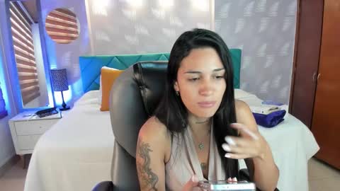 natalia online show from 10/01/25, 12:22