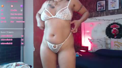 Snapshot of samantha__karolstone chatting on 12/11/24, 10:49 SAMANTHA online show from 12/11/24, 10:49