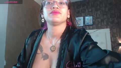 Snapshot of samantha__karolstone chatting on 12/30/24, 10:32 SAMANTHA online show from 12/30/24, 10:32