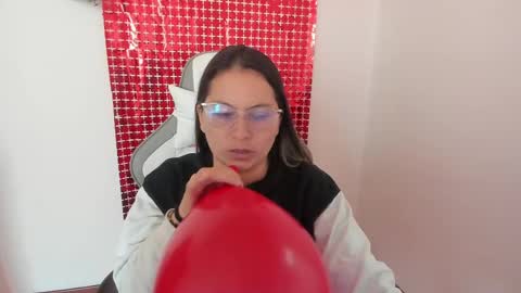 Samantha  online show from 02/14/25, 01:18