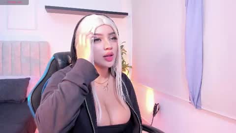 SAMANTHA online show from 07/15/26, 10:48
