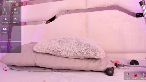 Samantha Beckham online show from 02/28/25, 07:25