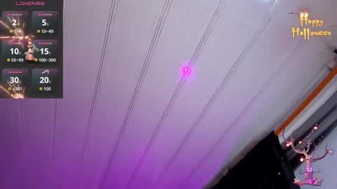 Snapshot of samantha_blow chatting on 10/30/25, 05:31 samantha_blow online show from 10/30/25, 05:31