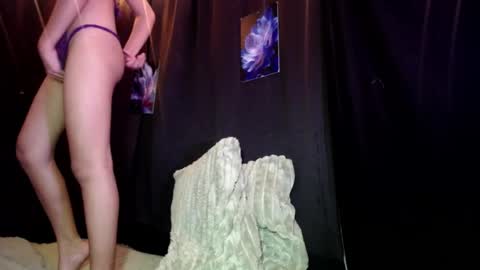 Snapshot of samantha_clariss chatting on 07/22/26, 04:59 samantha_clariss online show from 07/22/26, 04:59