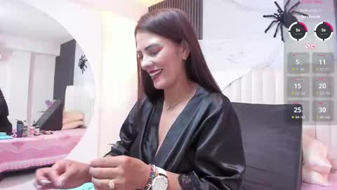 Snapshot of samantha_claus1 chatting on 10/15/25, 04:12 Samantha online show from 10/15/25, 04:12