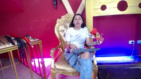  Aiko  Samantha  online show from 12/13/24, 08:20