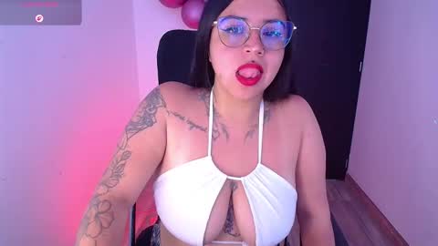 Samanta online show from 11/19/25, 01:55