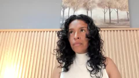 Snapshot of samantha_duart3 chatting on 04/16/26, 11:44 samantha_duart3 online show from 04/16/26, 11:44