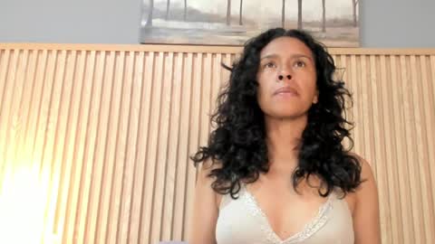 Snapshot of samantha_duart3 chatting on 05/02/26, 12:10 samantha_duart3 online show from 05/02/26, 12:10