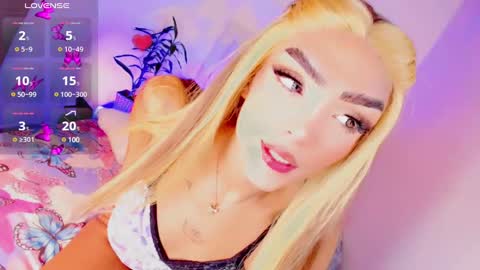 Snapshot of samantha_duke66 chatting on 12/10/24, 01:43 samantha_duke66 online show from 12/10/24, 01:43