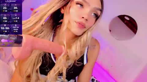 Snapshot of samantha_duke66 chatting on 12/30/24, 10:21 samantha_duke66 online show from 12/30/24, 10:21