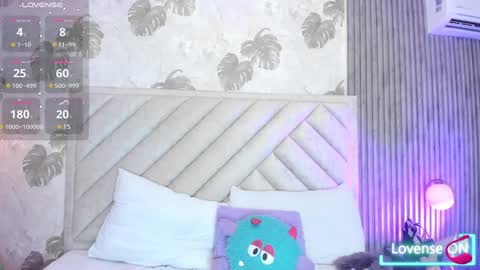 Snapshot of samantha_duque11 chatting on 02/08/25, 04:57 Samantha online show from 02/08/25, 04:57